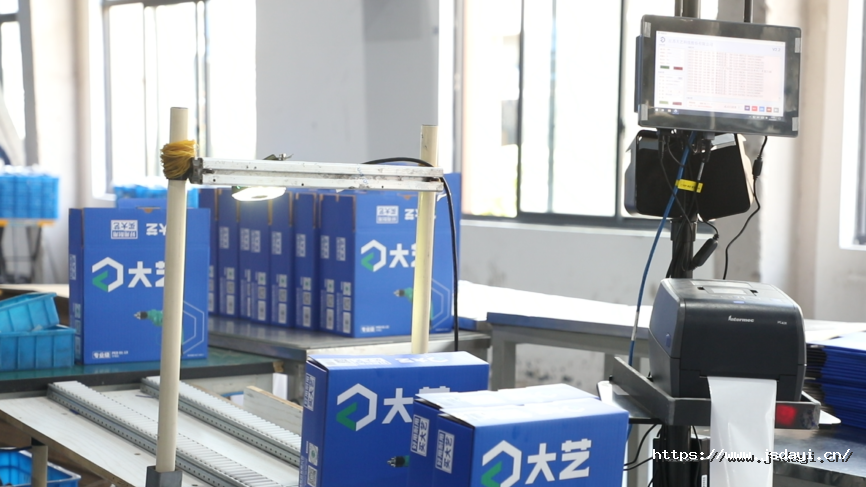 16847430533990947xOk.png 5.png